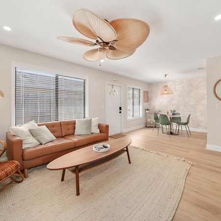 Luxury Villa 3 Blocks From The Beach With A Pool, Fire Pit And Outdoor Oasis 卡纳维拉尔角 外观 照片