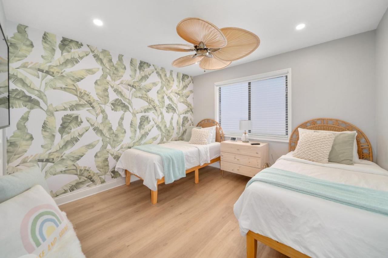 Luxury Villa 3 Blocks From The Beach With A Pool, Fire Pit And Outdoor Oasis 卡纳维拉尔角 外观 照片